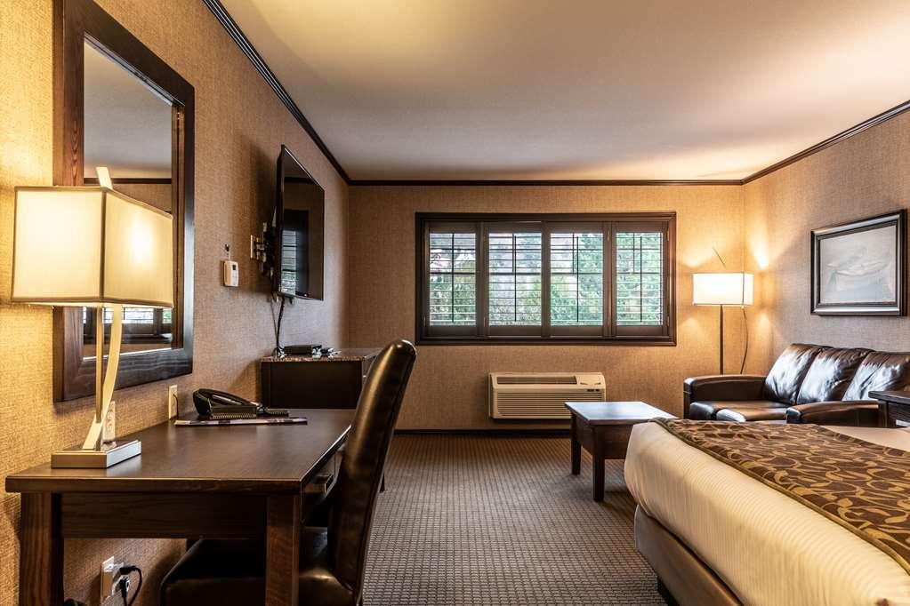Prestige Lakeside Resort, Worldhotels Elite Resort 4*